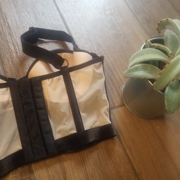 VS Lined Demi Floral applique lined demi Bra 32C - Picture 6 of 9